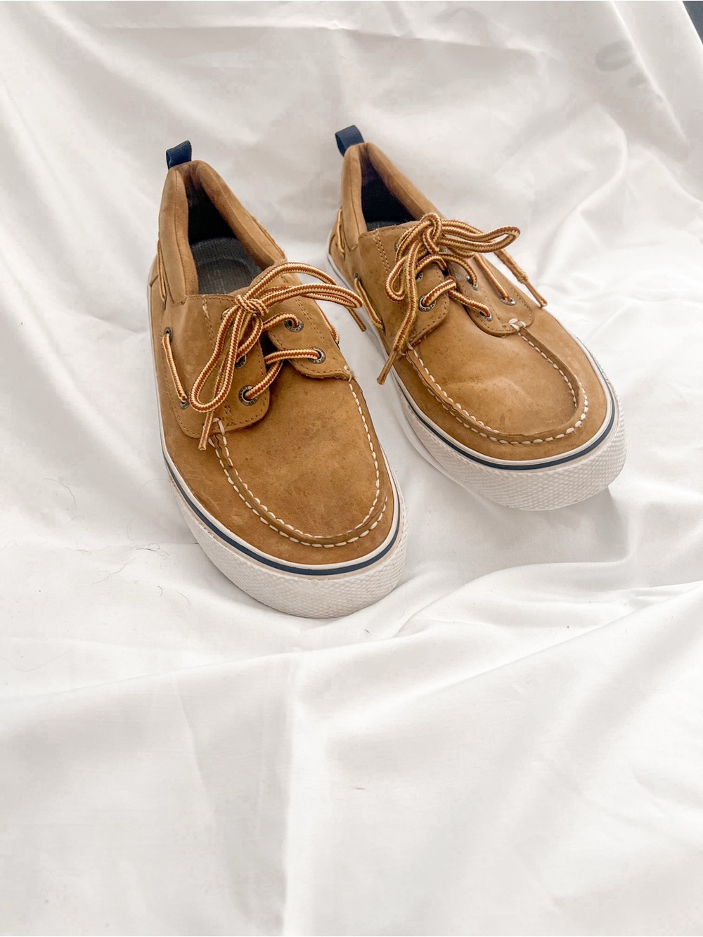 Sperry Tan Leather Boat Shoes with White Sole Size 9